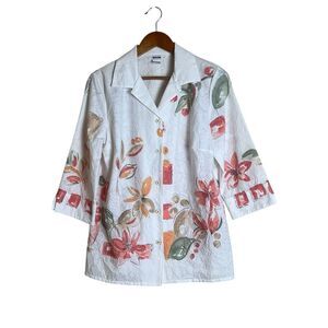 Alia vintage off white floral button down shirt